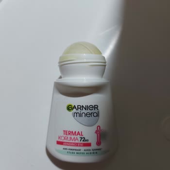 Garnier Roll On Renk Değişimi Sorunu