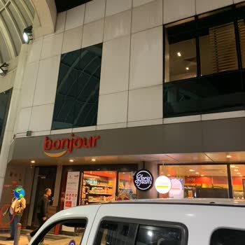 Benzin İstasyonunda Güvenlik Ve Hizmet Skandalı