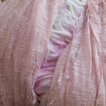 Yanlış Renk Ve Ölçüde Perde Sorunu