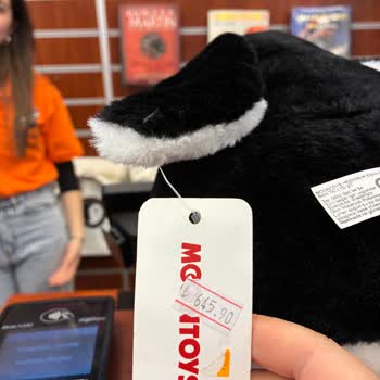 Fiyat Etiketinde Şok: Peluş Penguen Krizi