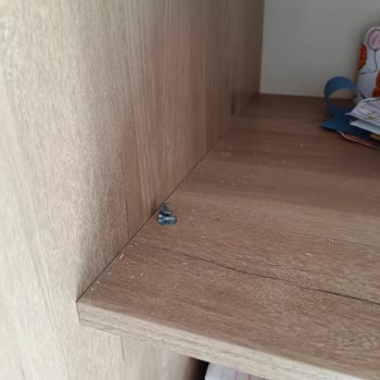 Genç Dolabının Montaj Hatası Ve Servis Sorunları