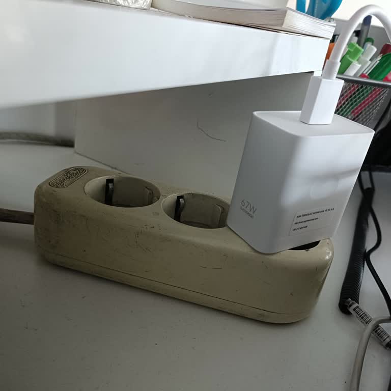 Oppo Reno 11 F 5G'nin Şarj Süresi Sorunu