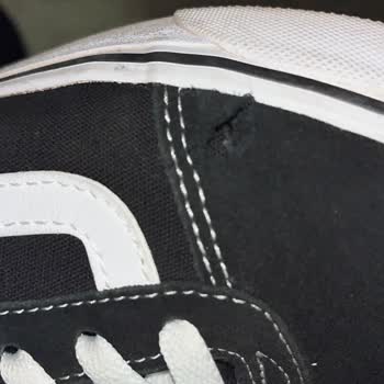 Vans Ayakkabıda Üretim Hatası Ve Olumsuz İnceleme Sonucu