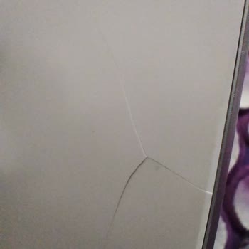 Media Markt'tan Alınan Telefonun Sıfır Olmadığı Şüphesi!