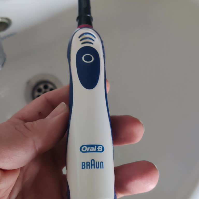 Oral - B Pilli Diş Fırçası Dayanıklılık Sorunu!