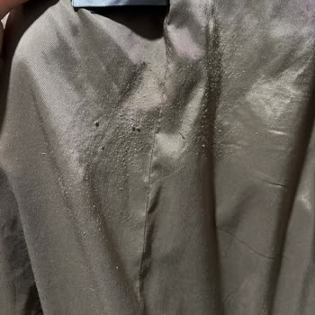 Zara'dan Hayal Kırıklığı: Kullanılmış Ve Kusurlu Ürünler