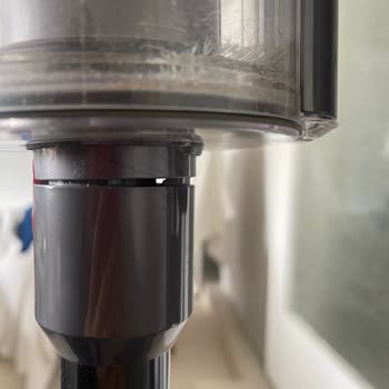 Dyson Süpürge Parçalarının Dayanıksızlığı Ve Garanti Sorunu