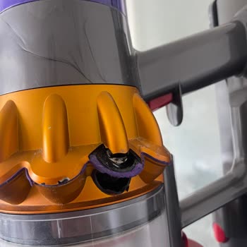 Dyson Süpürge Parçalarının Dayanıksızlığı Ve Garanti Sorunu