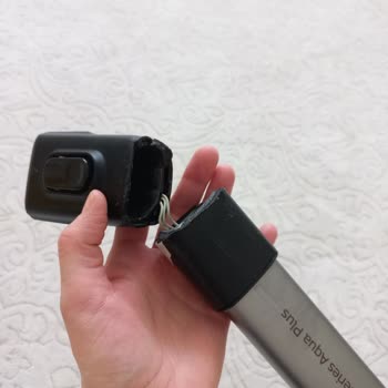 Philips Ev Aletleri 8000 Aqua Plus Süpürge Sapı Kırılma Sorunu