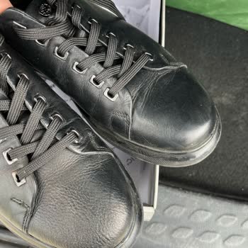 Hotiç Ayakkabıda Beklenmedik Çatlama Sorunu