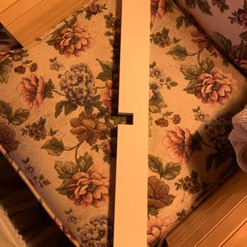 IKEA Sent Me a Kragsta Coffee Table With Broken Legs Twice and Won’t Fix It