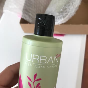 Hepsiburada'dan Gelen Şampuanlar Sürekli Akıyor