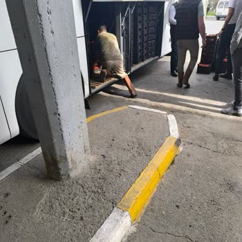 Otobüs Yolculuğu Mu, Kargo Taşıması Mı?
