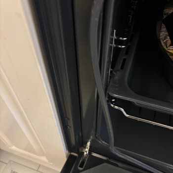 Teka Servisinin İlgisizliği Ve Ücret Talebi Mağduriyeti