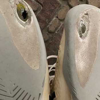 SPX Mağazasından Alınan Asics Ayakkabının Tabanı Yırtıldı