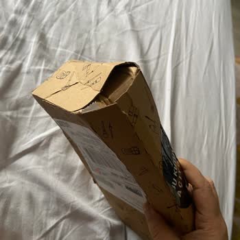 Aras Kargo İle Gelen Siparişin Hasarlı Ve Gecikmeli Teslimatı