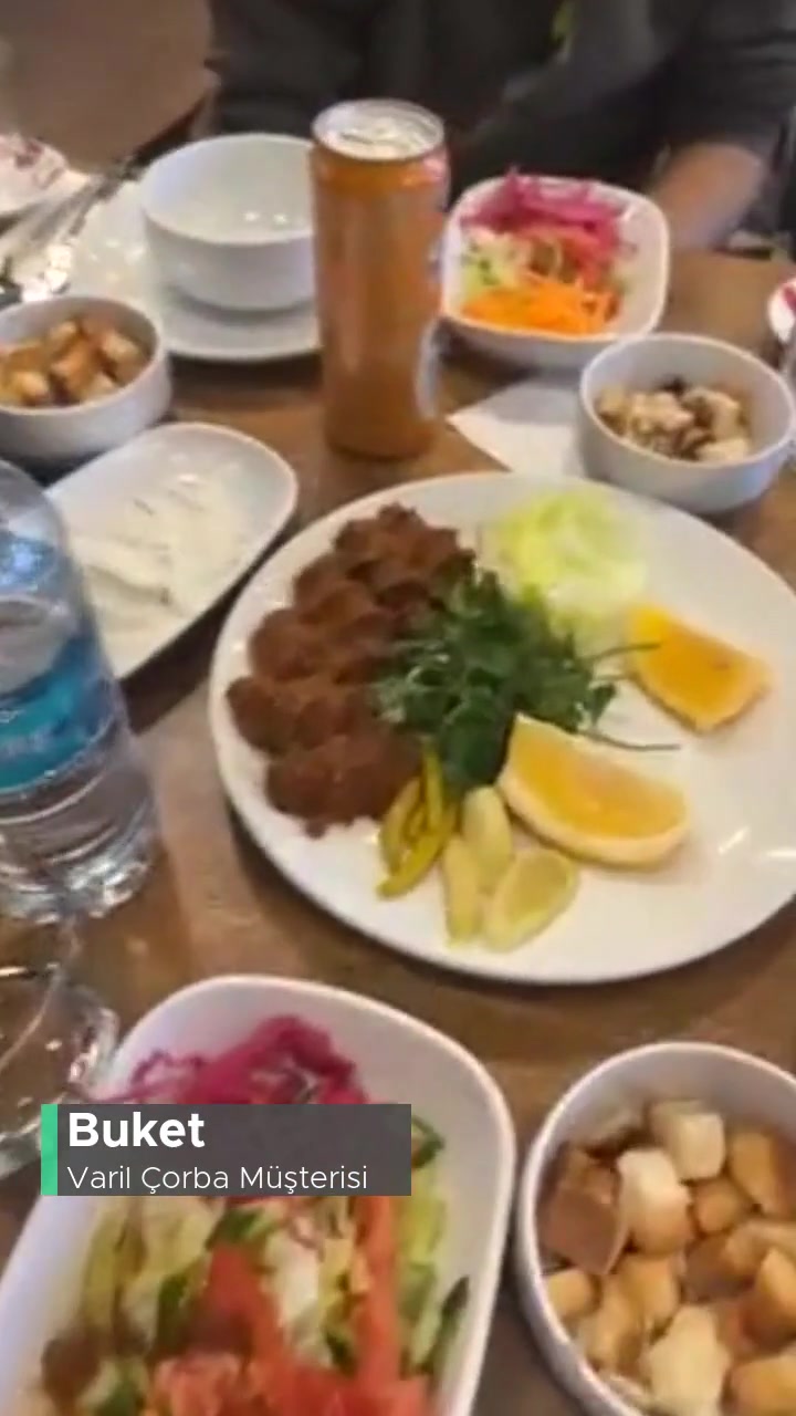 Varil Çorba Ramazanda 5 Kişi 2 Hurmaya Ortak Olduk! videonun kapak resmi