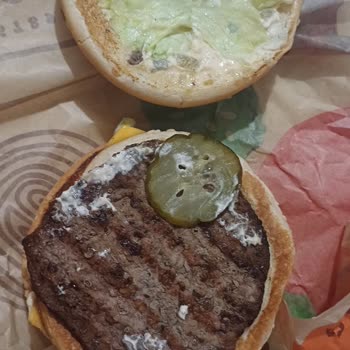 Burger King Siparişimde Hayal Kırıklığı: Yanık Ve Eksik Ürünler