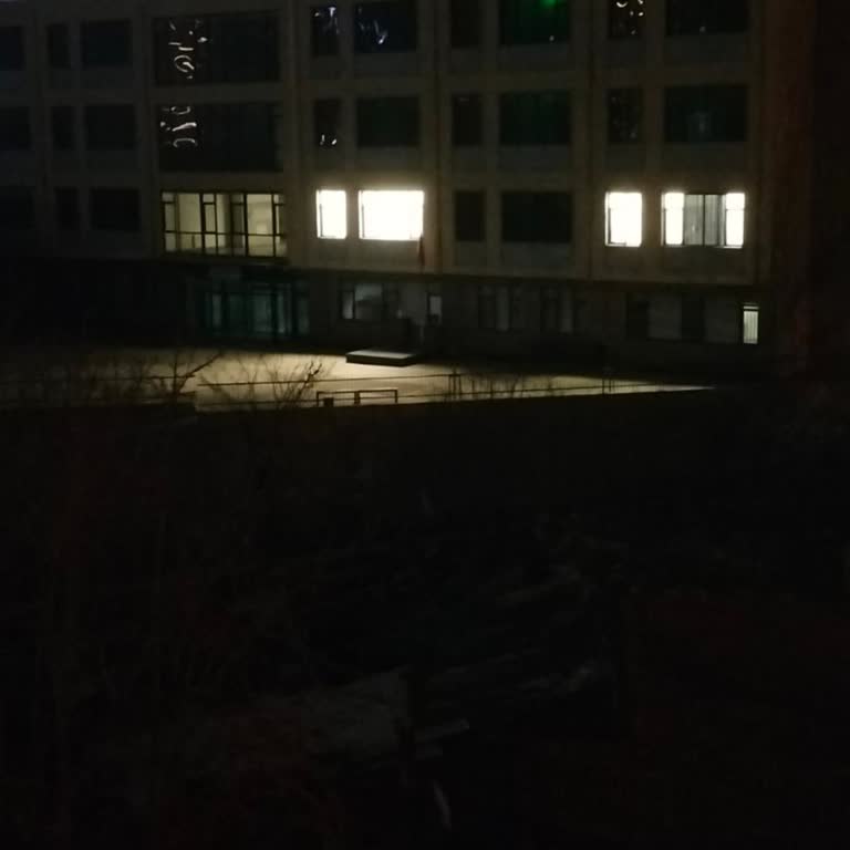 Milli Eğitim Bakanlığı Açık Kalan Okul Işıkları