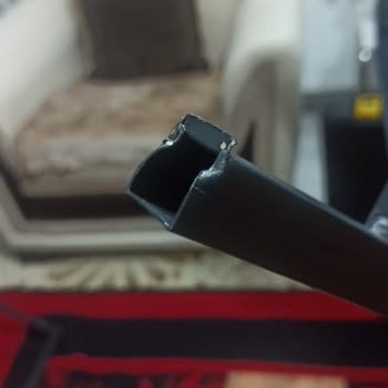 Kitaplık Demirleri Ve Ayakları Hasarlı Geldi