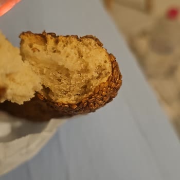 Çürük Simit Krizi: Gebze Kristal Pastanesi'nden Taze Simit Talebi