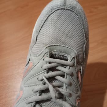 Tonny Black Ayakkabıda Beklenmedik Taban Sorunu