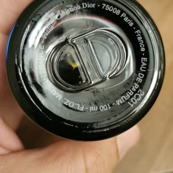 Hepsiburada'dan Sahte Parfüm Şoku