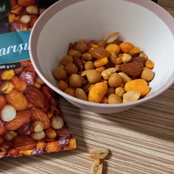 Çerezya Küflü Fıstıklar