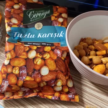Çerezya Küflü Fıstıklar