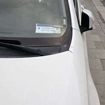 Kaldırımlar Yayalarındır: Saygı Bekliyoruz!