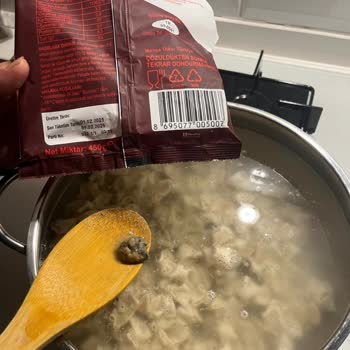 BİM'den Aldığımız Mantının Son Kullanma Tarihi Geçmiş