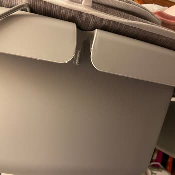 Kırık Küvet Ve Uzakta Olmanın Zorluğu