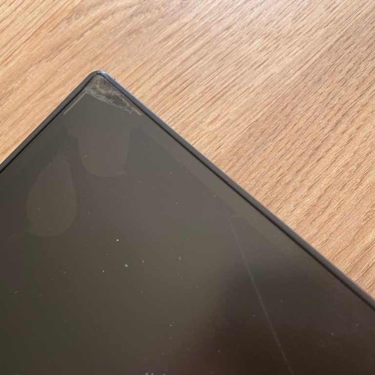 Philips Monitör Servisinde Hayal Kırıklığı: Kırık Panel Ve Çözüm Eksikliği