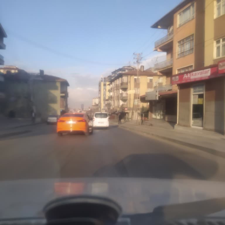 Enerjisa Aracı Yol Kesti Tehditler Savurdu