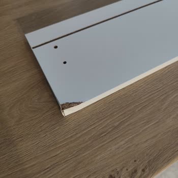 IKEA'dan Gelen Kırık Dolap Parçası Ve Çözüm Arayışı