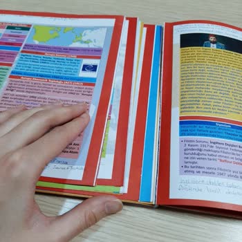 Dayanıklılığı Olmayan Tarih Kitabı Hayal Kırıklığı