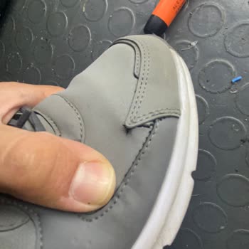 Hatalı Ayakkabı Ve Yetersiz Garanti Hizmeti