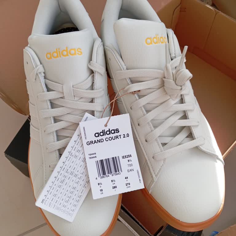 Yanlış Ürün Ve İade Sorunu: Adidas'tan Beklenmeyen Deneyim