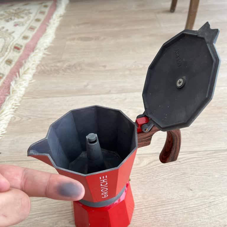 Grosche Moka Pod Boya Sorunu Ve İletişim Eksikliği