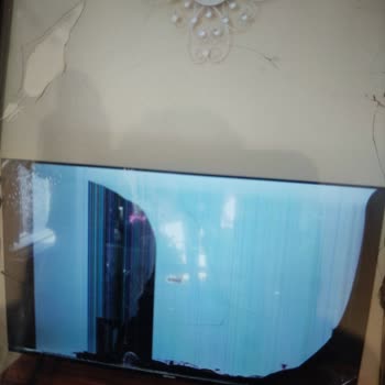 Kırık TV Ve İletişim Sorunları