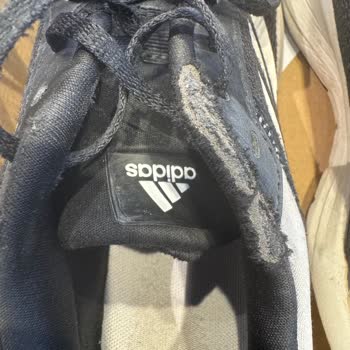 Adidas Ayakkabının Kalite Sorunu Ve İnceleme Süreci