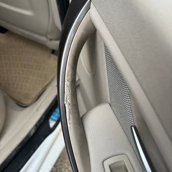 BMW F30 Kapı Kollarında Kronik Erime Sorunu
