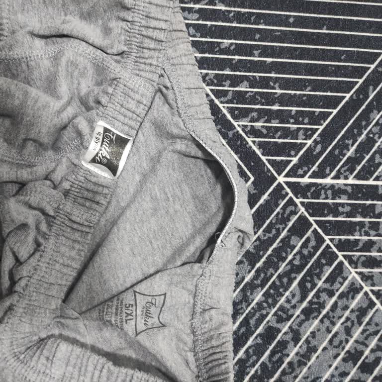 Kalitesiz Dikişler: 900 TL'lik Hayal Kırıklığı