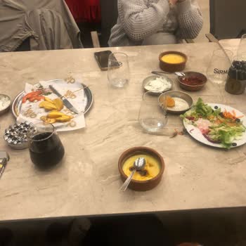 Yetersiz Hizmet Ve Gecikmeler