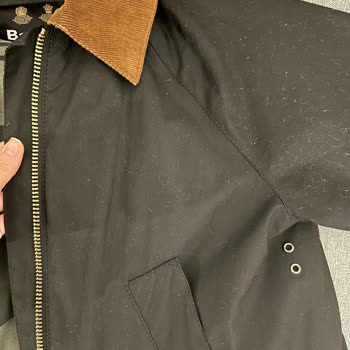 Barbour: проблемы с курткой и общением