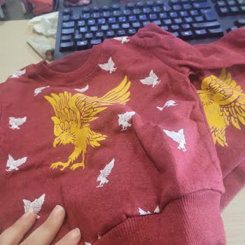 PembeKids'ten Elbise Yerine Erkek Kıyafeti Şoku!