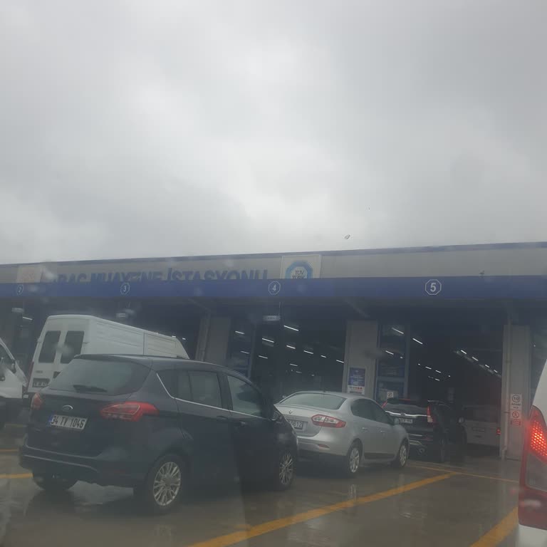 TÜVTÜRK Randevu Kuyruğunda Bekletilme Sorunu