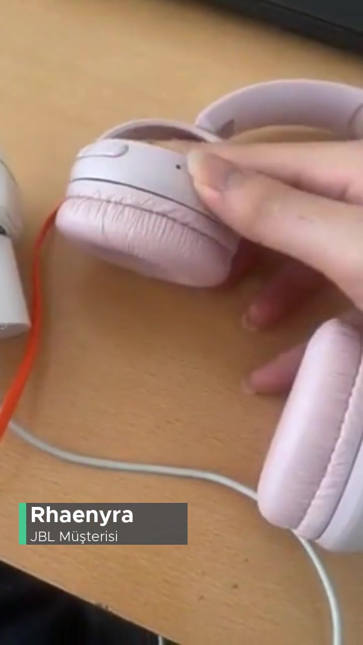 JBL Bluetooth Kulaklık Şarj Sorunu! videonun kapak resmi