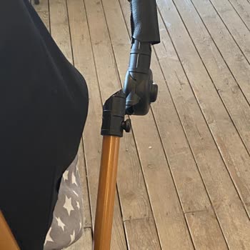 Bebek Arabası İlk Kullanımda Kırıldı Ve Güvenlik Sorunu Yaşattı