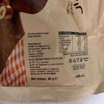 Kek İçinden Ambalaj Poşet Çıktı: Tüketici Sağlığı Tehlikede!